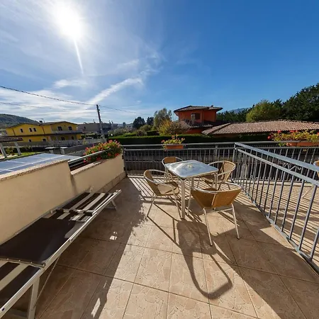 Hotel River